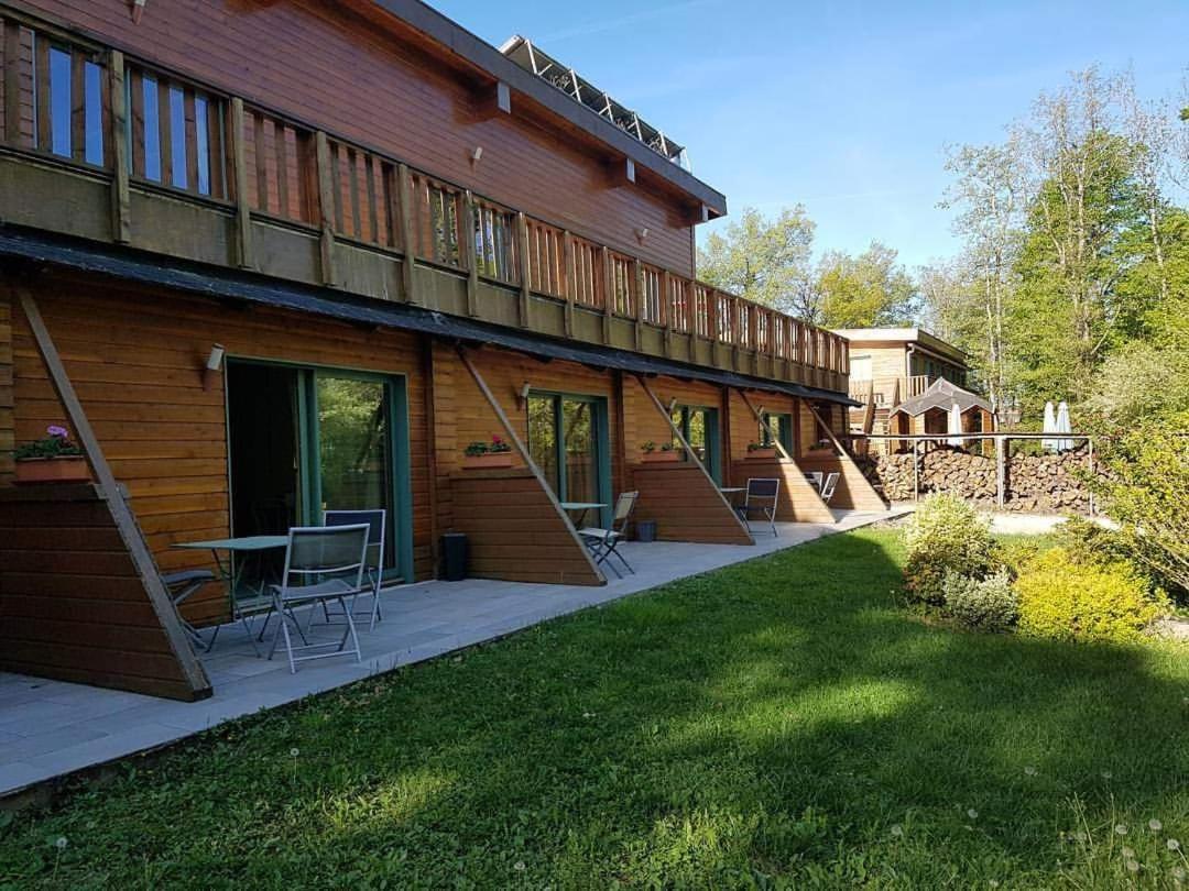 Ecolodge Les Sentiers Du Lac - Domaine De La Gaia Soreze Exterior photo